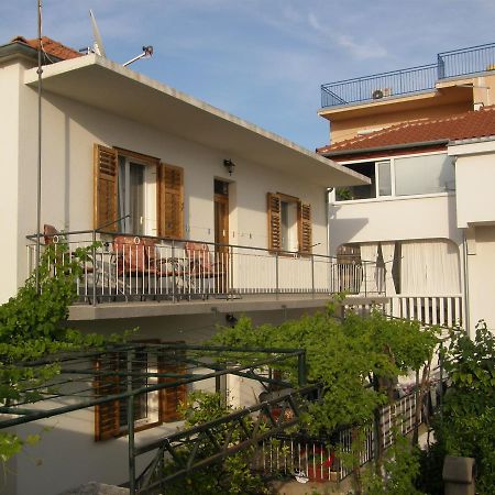 Apartment Antonija 普利莫顿 外观 照片