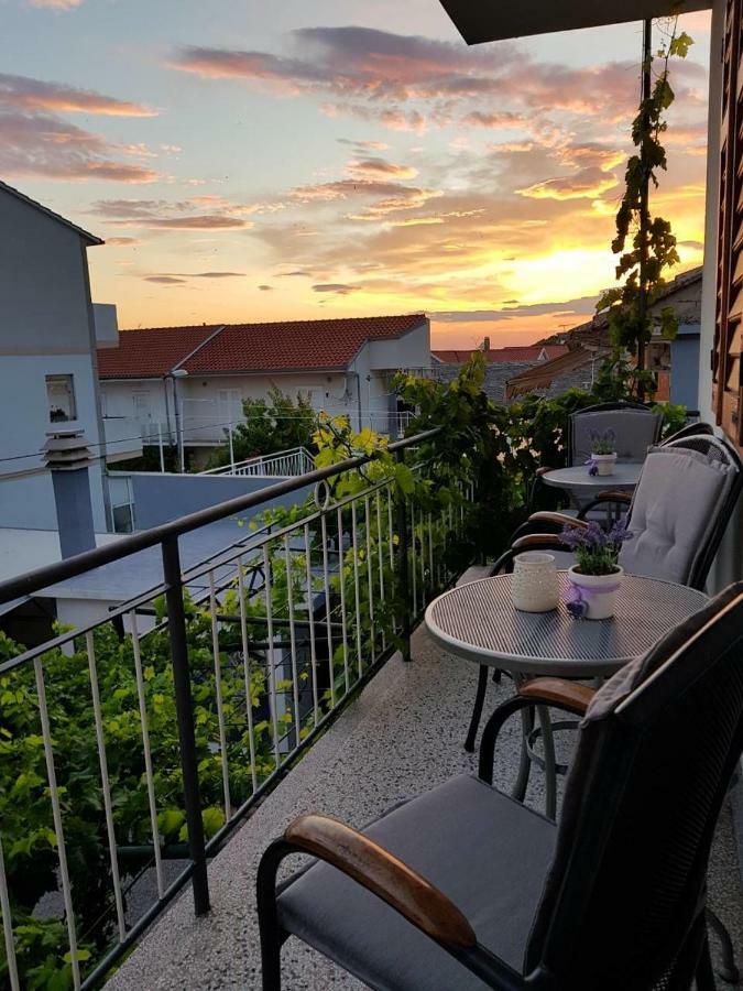 Apartment Antonija 普利莫顿 外观 照片